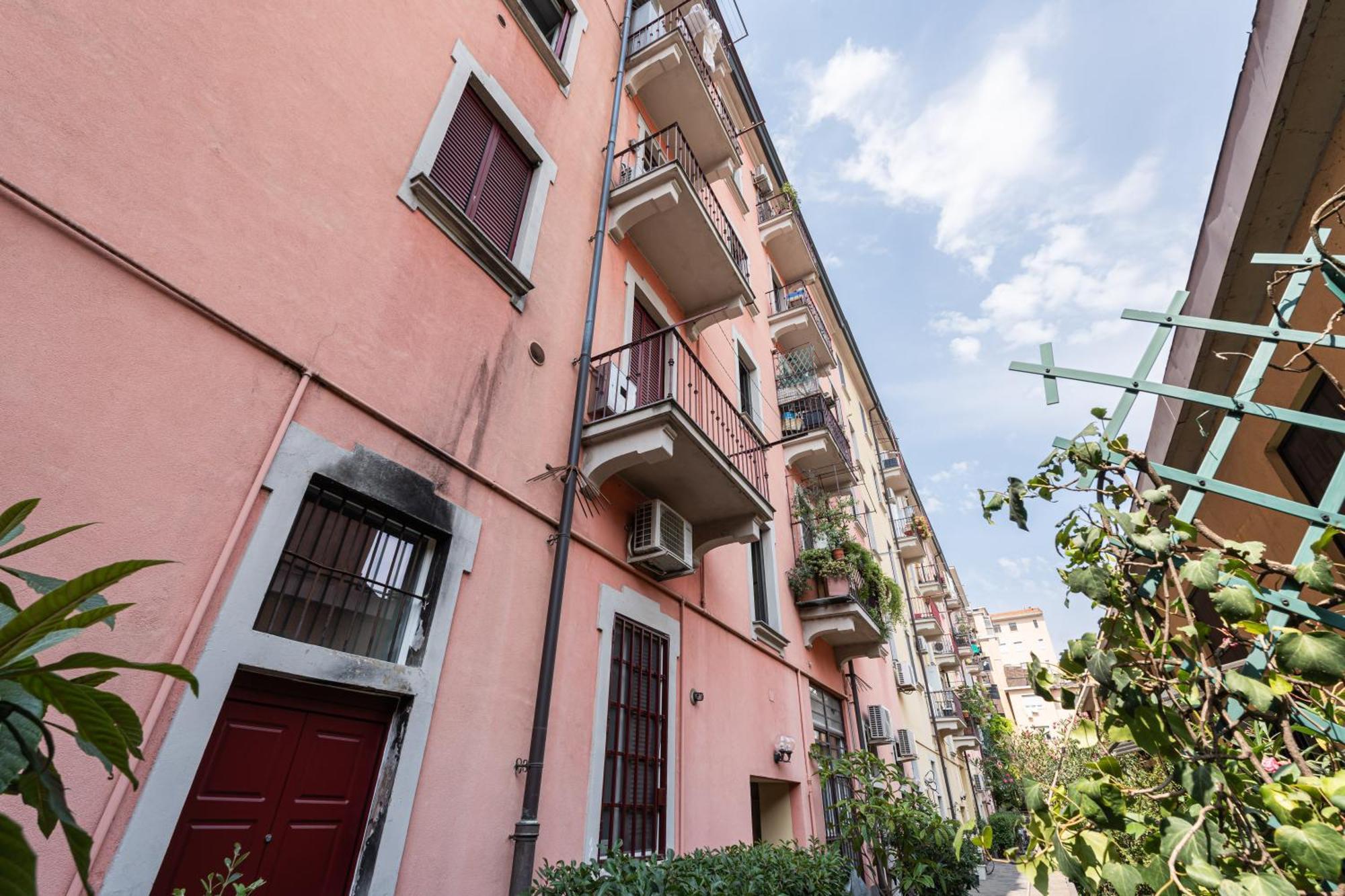 Spacious Onebedroom Navigli - Mirable Pm Milan Exterior photo